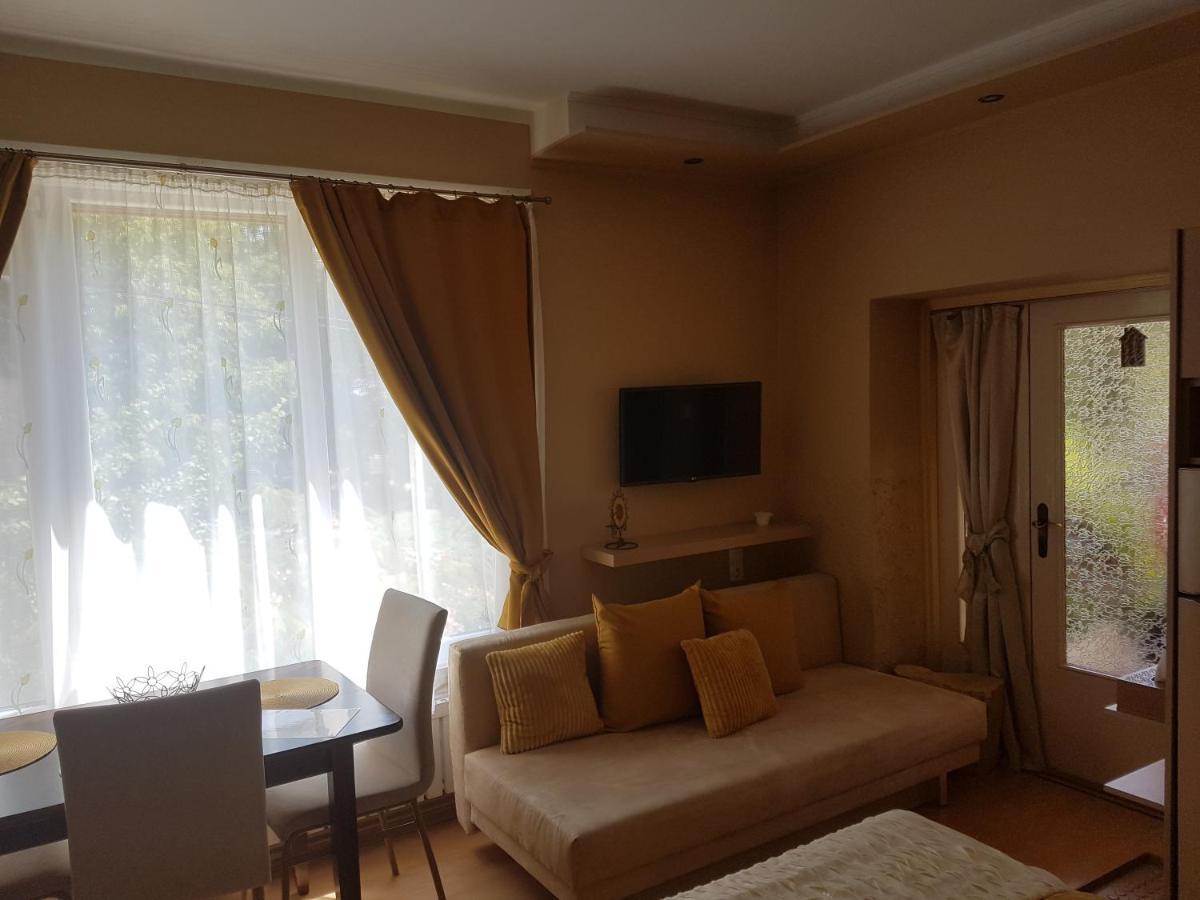Rozsa Apartman Alsóörs Extérieur photo