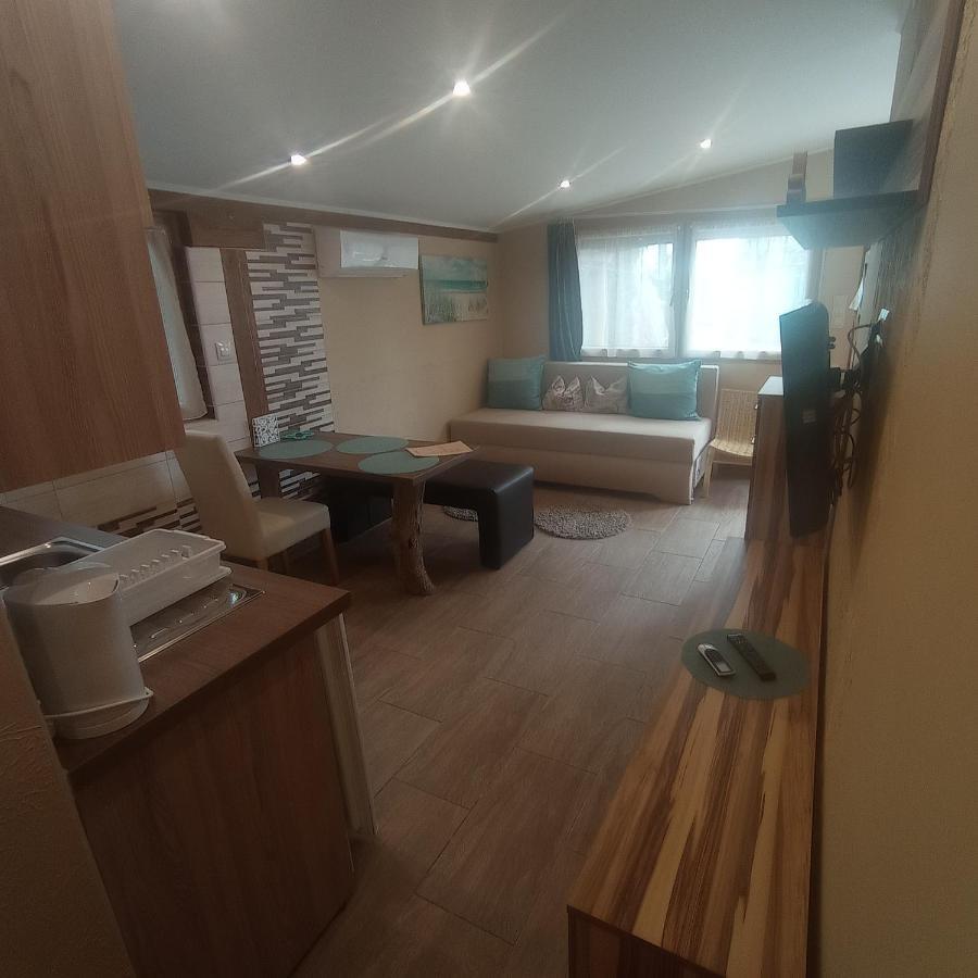 Rozsa Apartman Alsóörs Extérieur photo