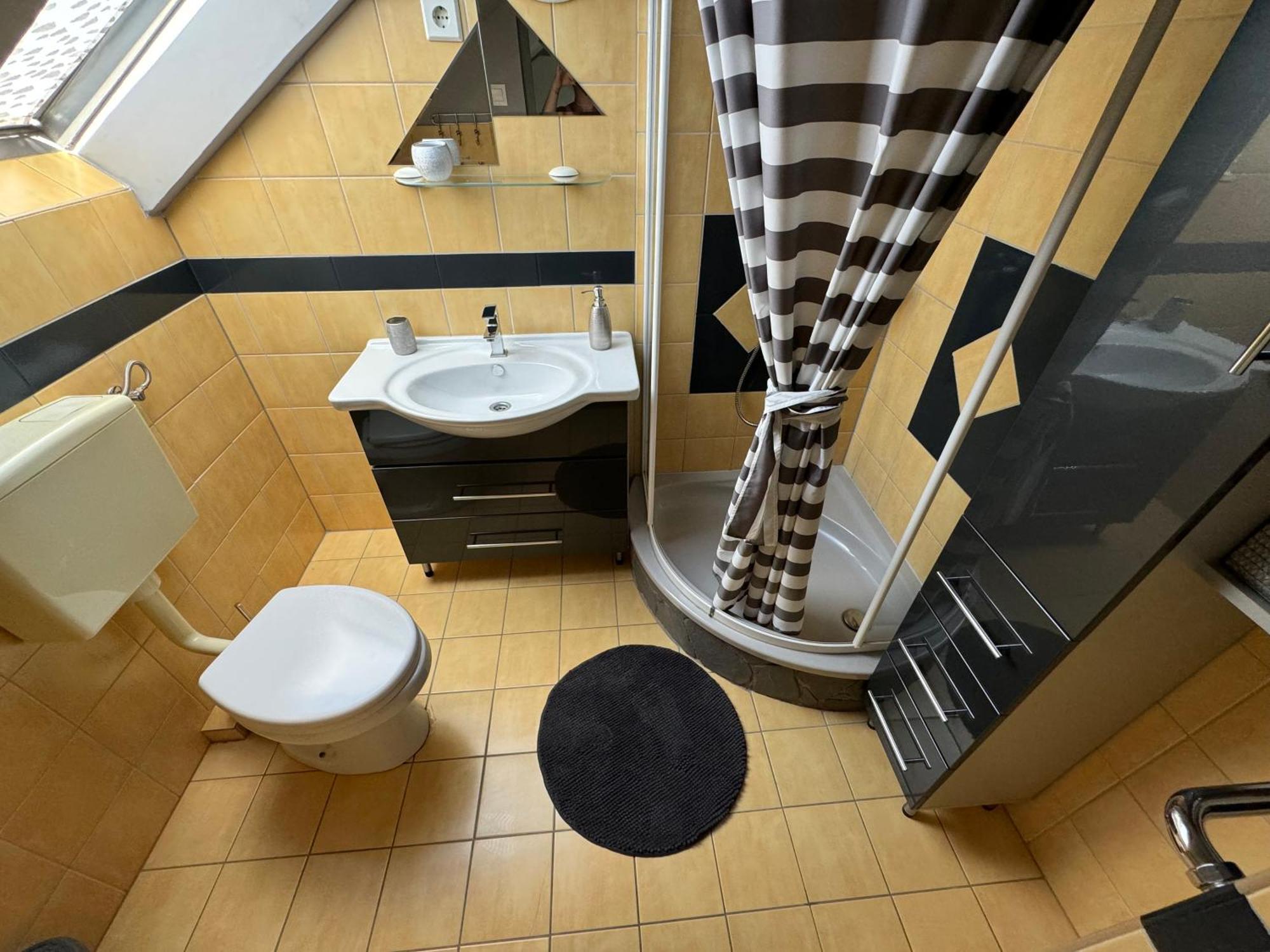 Rozsa Apartman Alsóörs Chambre photo