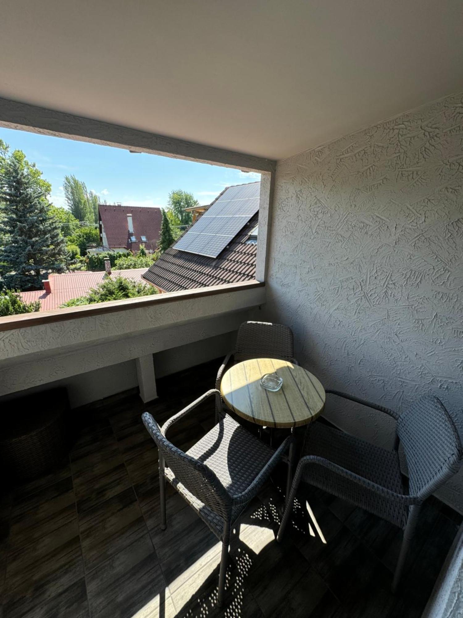 Rozsa Apartman Alsóörs Chambre photo